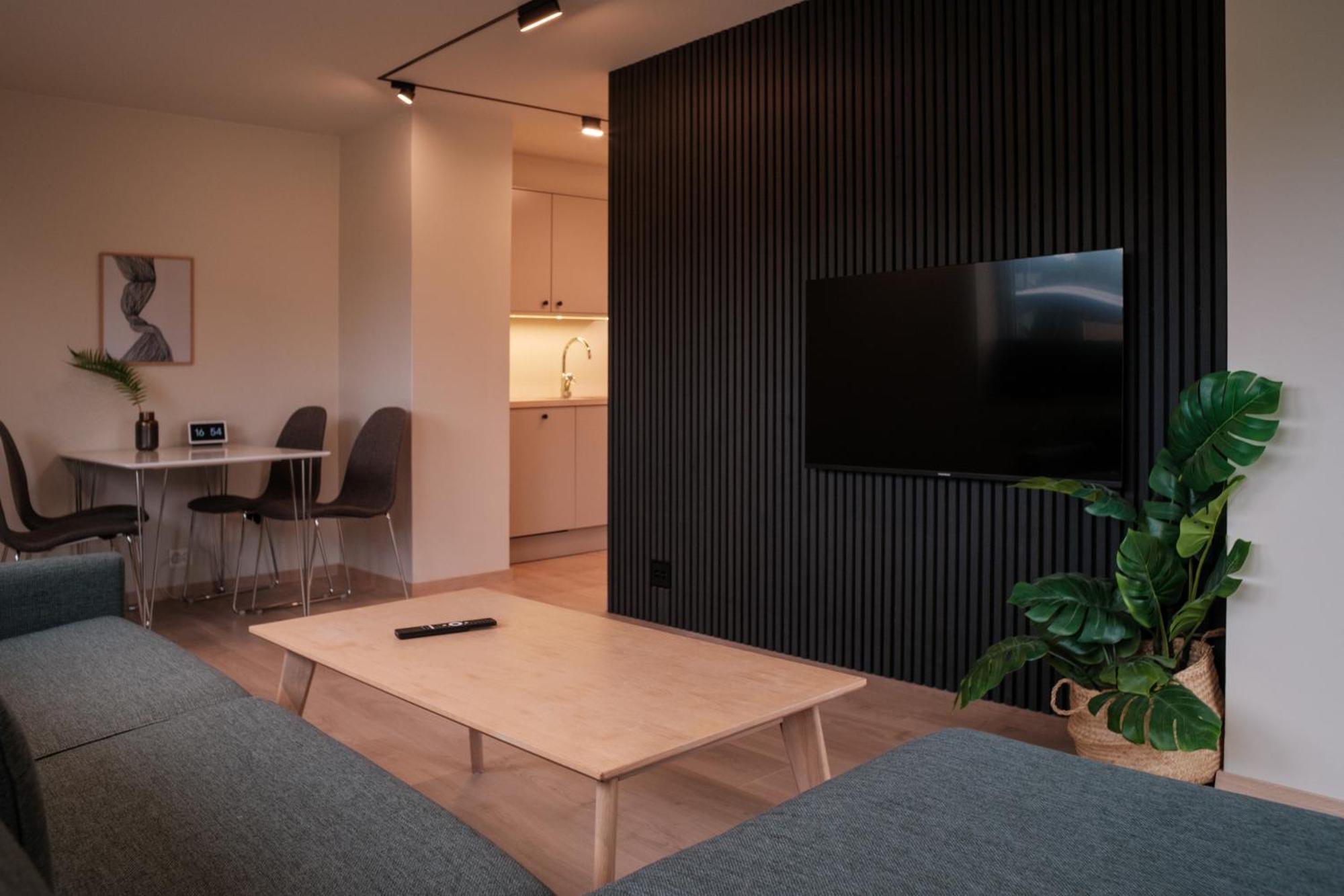 Sommaroya Beach Apartment Tromso Exterior photo