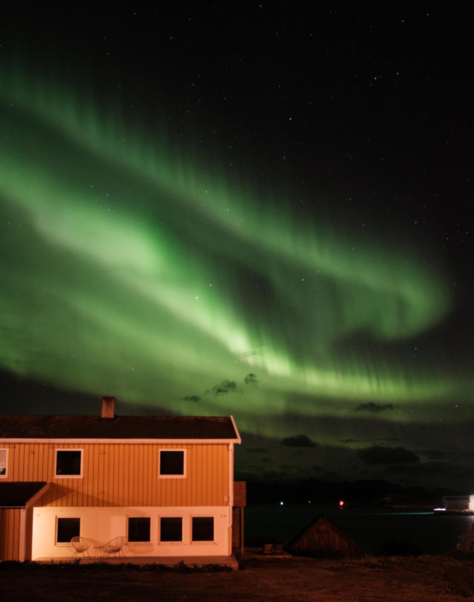 Sommaroya Beach Apartment Tromso Exterior photo